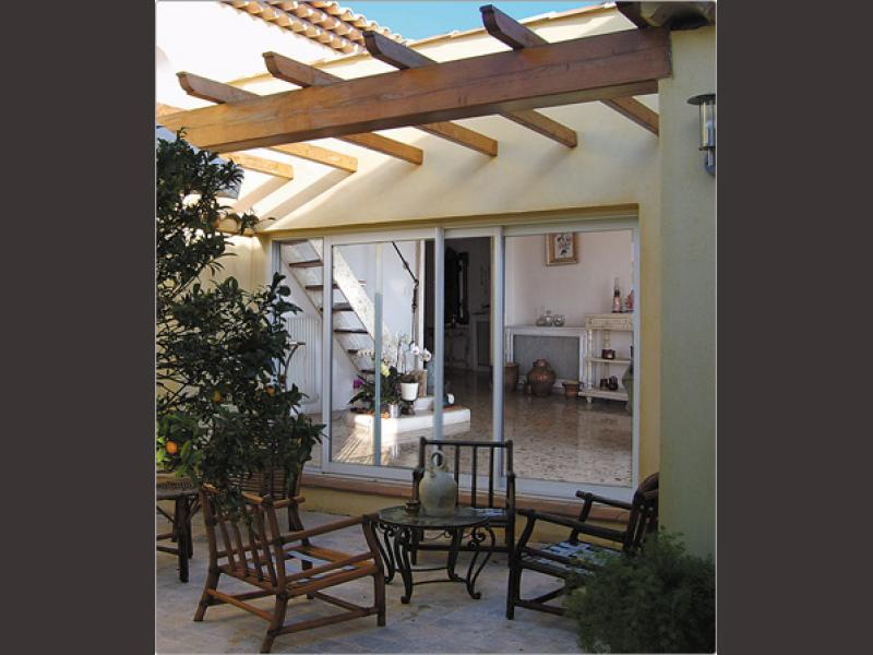 FENETRE ALUMINIUM BORDEAUX, COULISSANT 2 RAILS OU 3 RAILS BORDEAUX, installateur fenetres PVC et ALUMINIUM BORDEAUX